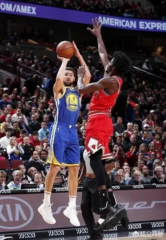 克莱·汤普森三节14个三分,在历史上能挑战雷·阿伦的历史地位了吗?你怎么看?