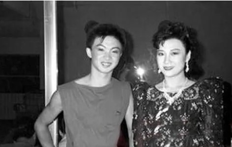 金星前妻子于虹照片曝光？ 揭秘金星前妻结婚经过