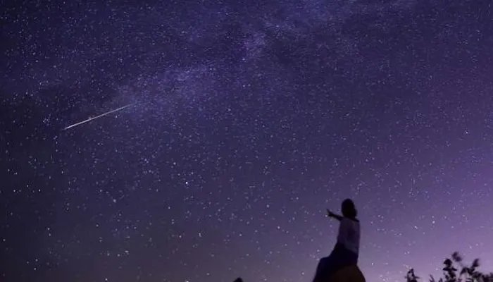 双子流星雨什么时候出现2021年12月几点出现 今晚双子座流星雨最佳观赏时间表