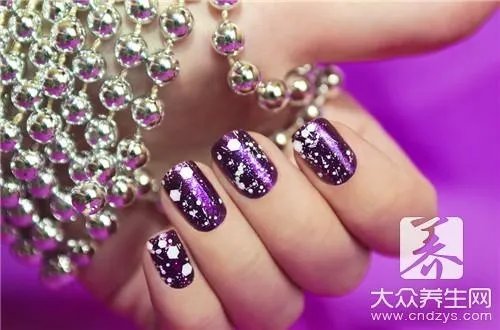 怎样做法式美甲