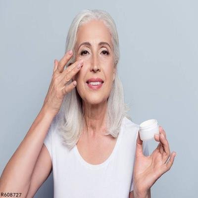 脸上皮肤怎么保养