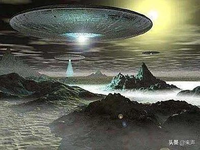 波兰男子拍到UFO罕见清晰照,你觉得这是外星人来了吗?