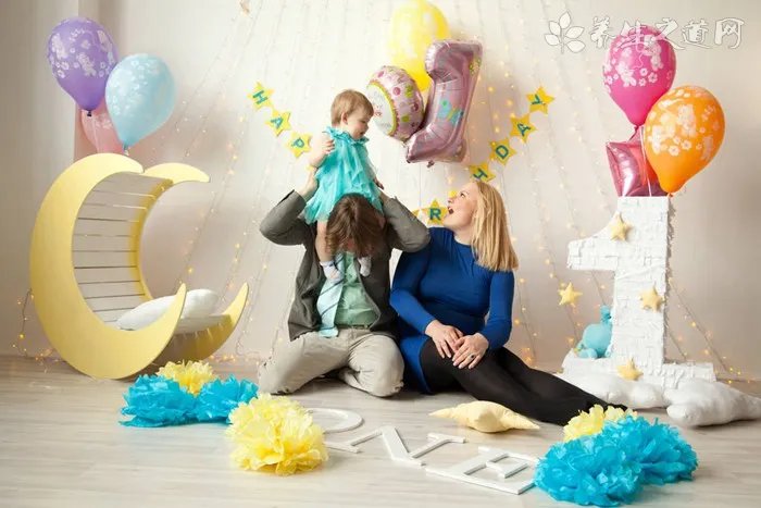 开发孩子的右脑潜能_如何开发孩子的右脑