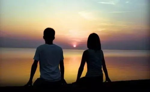 分手后怎么挽留 分手挽留的话有哪些