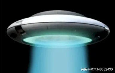 波兰男子拍到UFO罕见清晰照,你觉得这是外星人来了吗?