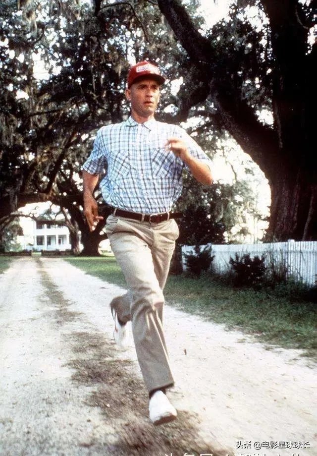 汤姆汉克斯夫妇确诊新冠！你曾经被他的哪部电影治愈？