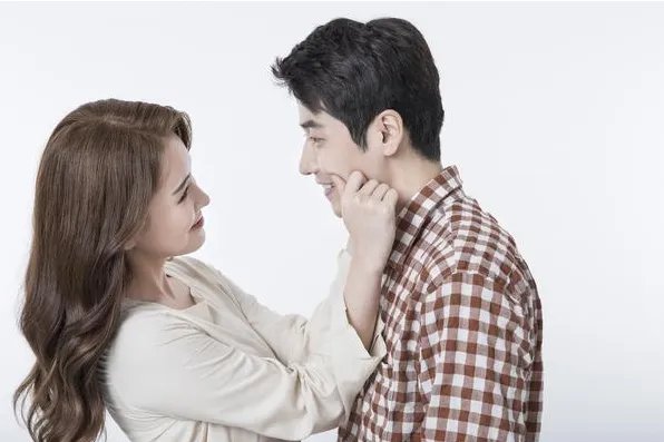 秦海璐深夜发撒娇指南!你有什么撒娇小技巧?