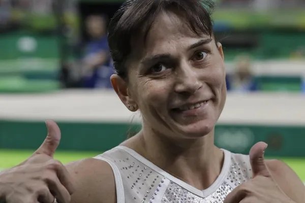 46岁丘索维金娜八战奥运，担任开幕式旗手，他的实力如何？