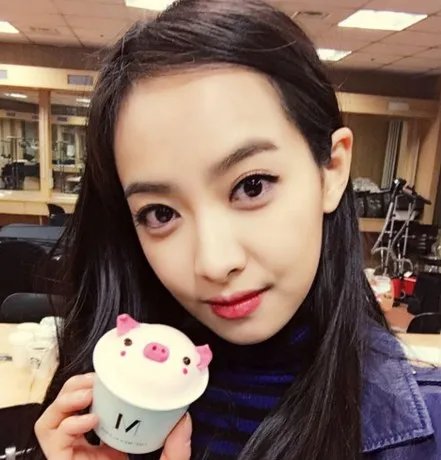 kris看宋茜的照片曝光 解约真正原因大公开