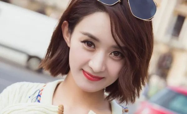 赵丽颖为张碧晨新歌打call,她们之间究竟是什么关系?