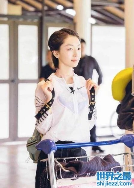 中餐厅周冬雨为什么离开，疑似受批评负气离开 