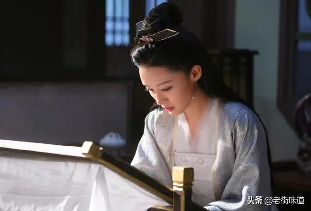 “淮南皓月冷千山，冥冥归去无人管”求解，这句诗是什么意思呢？