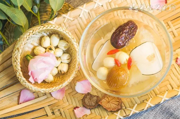 果酸水杨酸护肤品你爱哪款？雅姿复合果酸活肤精华液好用吗？[图]