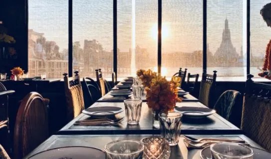 随着居民收入不断增加,哪些消费会成为主流,请举例说明？