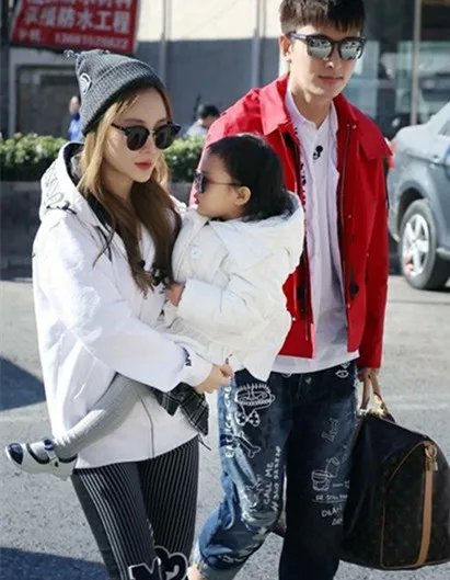 李小璐比贾乃亮大几岁 盘点娱乐圈姐弟恋明星