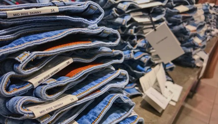 以纯和a21什么关系 以纯和a21有什么联系