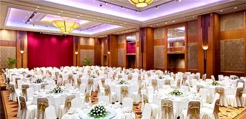 重庆婚宴酒店预订需要注意什么     如何选择婚宴酒店