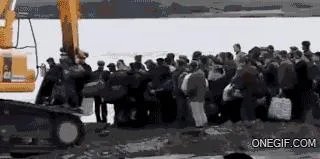 亚洲女平衡大师简介（搞笑趣图：蛇精转世！舌头舔鼻尖）