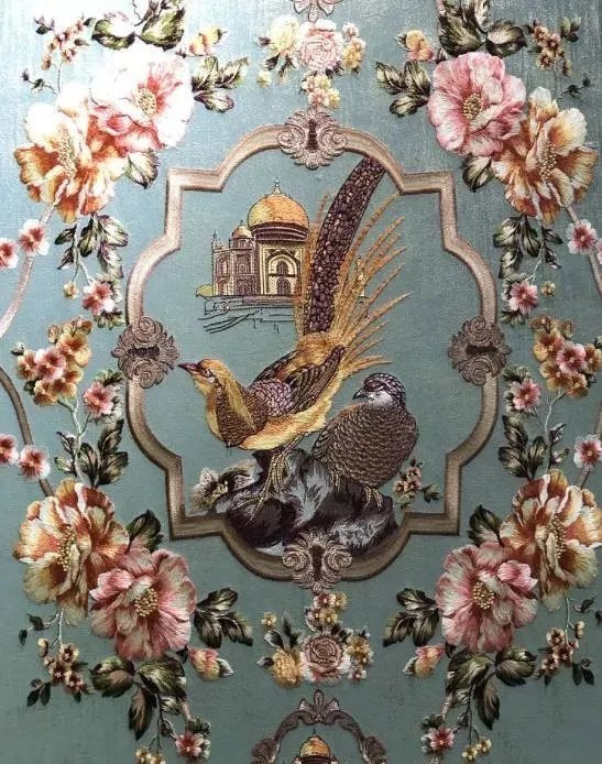 解密独绣刺绣墙布的生产