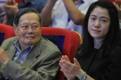 翁帆和杨振宁有几个孩子