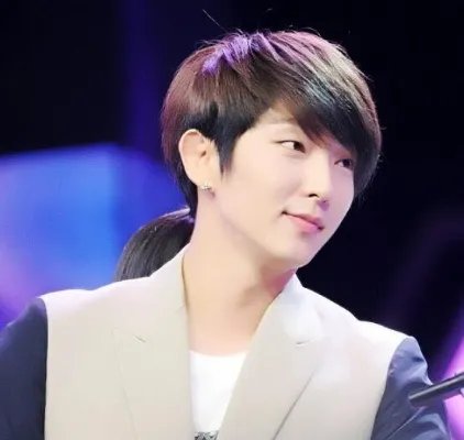 快乐大本营李准基可爱颂萌翻众人 与陈翔同台似孪生兄弟