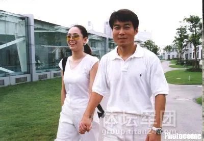 前国脚申思出狱了吗出狱后做什么 申思老婆王云女儿近况离婚了吗
