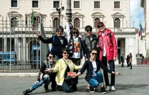 许晴拉黑郑佩佩只为华晨宇？ 两人相互取消关注私下较劲