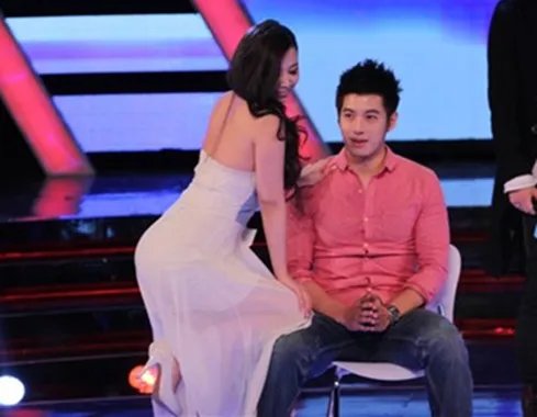 非常完美张亚凯床照流出被疑炒作 李柏伟打人事件经过曝光