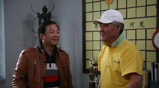 同样是徒弟出走，郭德纲被骂，赵本山被赞，真是人品问题吗？