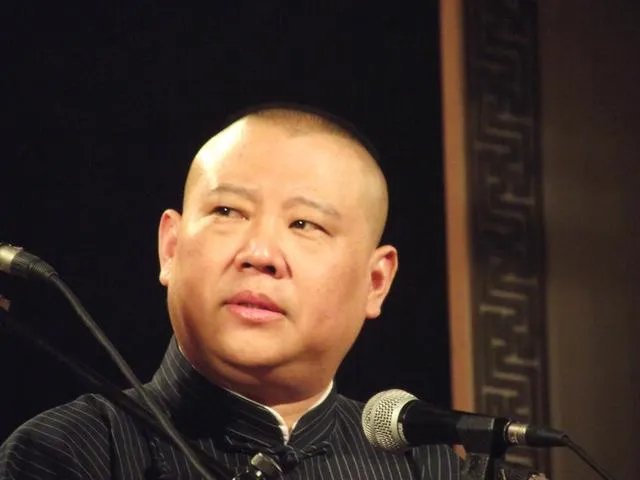 同样是徒弟出走，郭德纲被骂，赵本山被赞，真是人品问题吗？