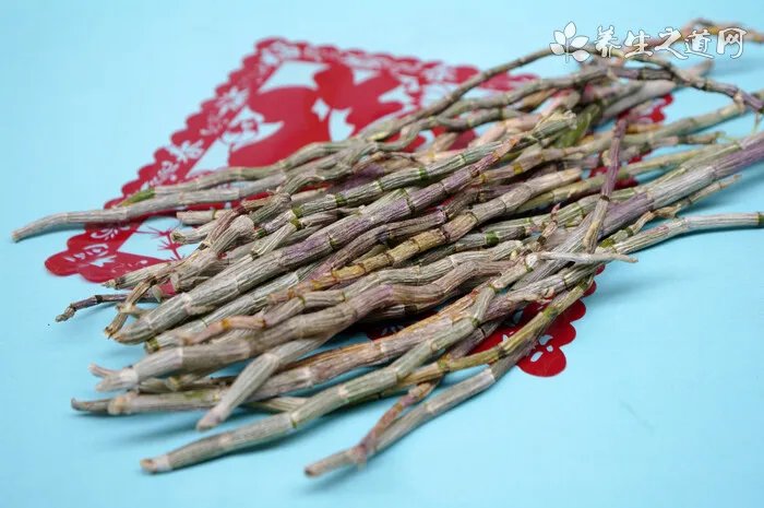 茶可以与这些保健药材共饮