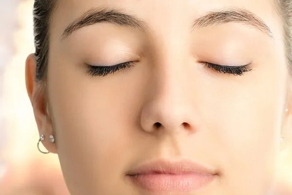 脸上毛孔大怎么改善呢