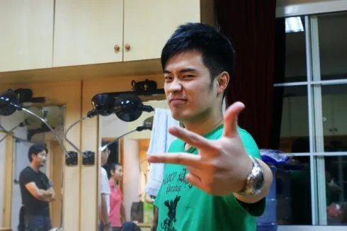 曾小贤林丹长相惊人相似 他们是失散多年的亲兄弟吗？