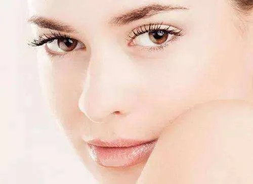 做黑脸娃娃美白的步骤及注意事项