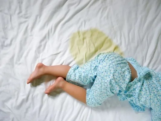 小孩放屁带屎怎么回事