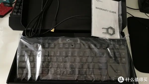 G.SKILL 芝奇 KM560 MX 全背光机械键盘 开箱