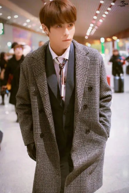 岳明辉雪儿事件始末 岳岳原名叫岳明辉