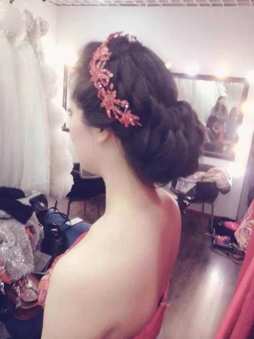 新娘结婚当天发型适合怎样的　结婚当天新娘注意事项