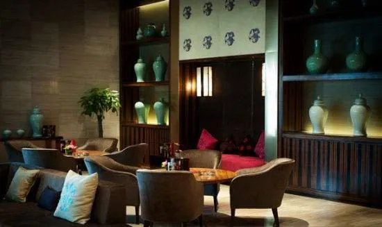 俏江南是如何发展和衰落的？