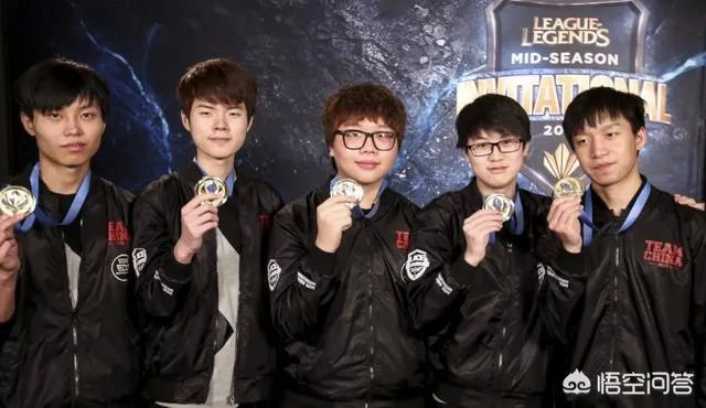 Pawn退役，“单杀Faker”集锦火了，LOL官博一句话激怒双方粉丝，如何评价此事？
