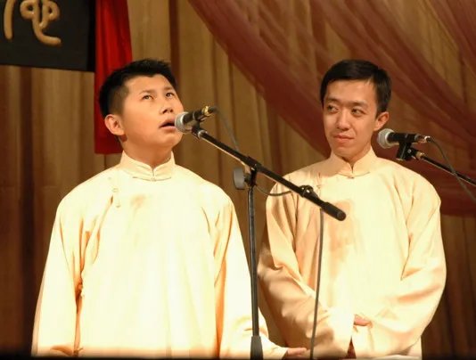 何云伟李菁闹掰了吗 两人和郭德纲积怨已久退出并非偶然