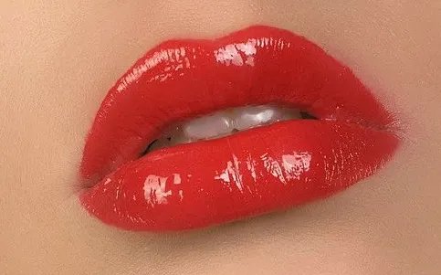 注射胶原蛋白丰唇大概多少钱