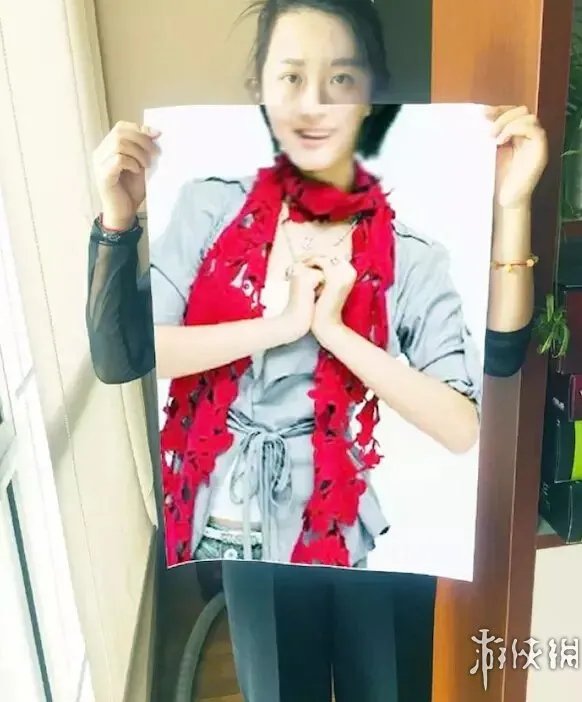 继A4腰后微博热搜又现“A2脸” 网友：别伤害胖子了