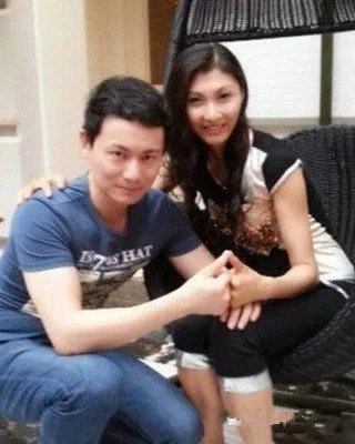 瞿伟妻子郭燕相片曝光 其为世纪佳缘副总裁