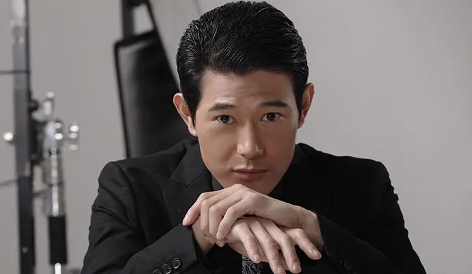 天天向上浩二下跪怎么回事 回日本被群殴真假