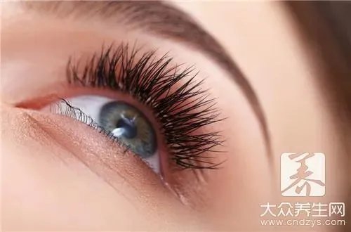 睫毛膏使用方法有哪些