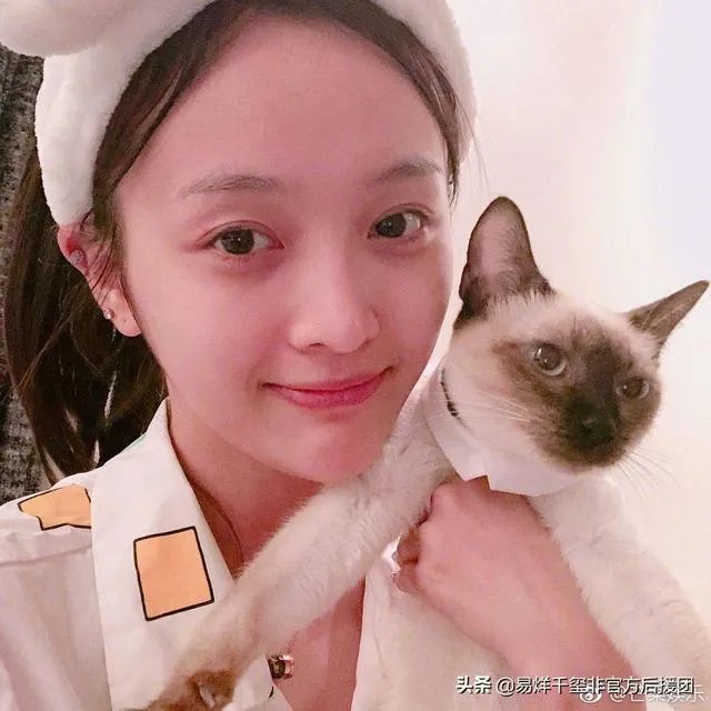 有没有女明星素颜的照片，发一下？