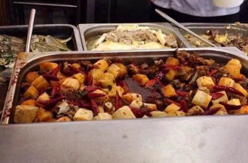 高校食堂出现一道神菜 那些年在学校吃过的黑暗料理