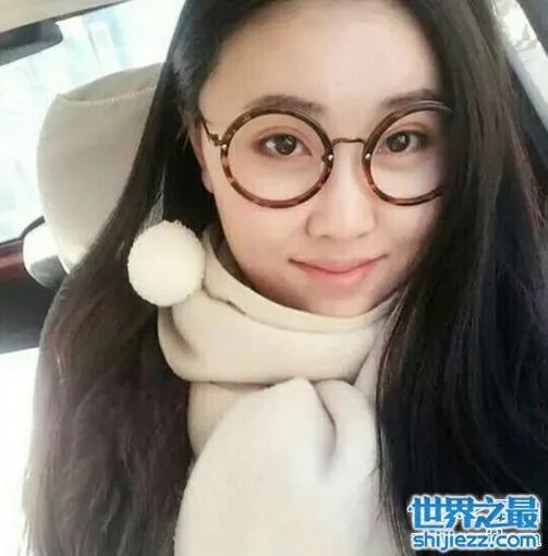 斗鱼tv阿怡大小姐事件，全民TV复播痛哭流涕 