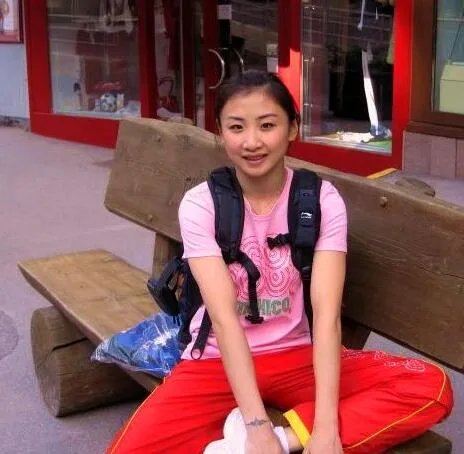 体坛明星遭逼婚 何雯娜保持轻松心态坦然面对